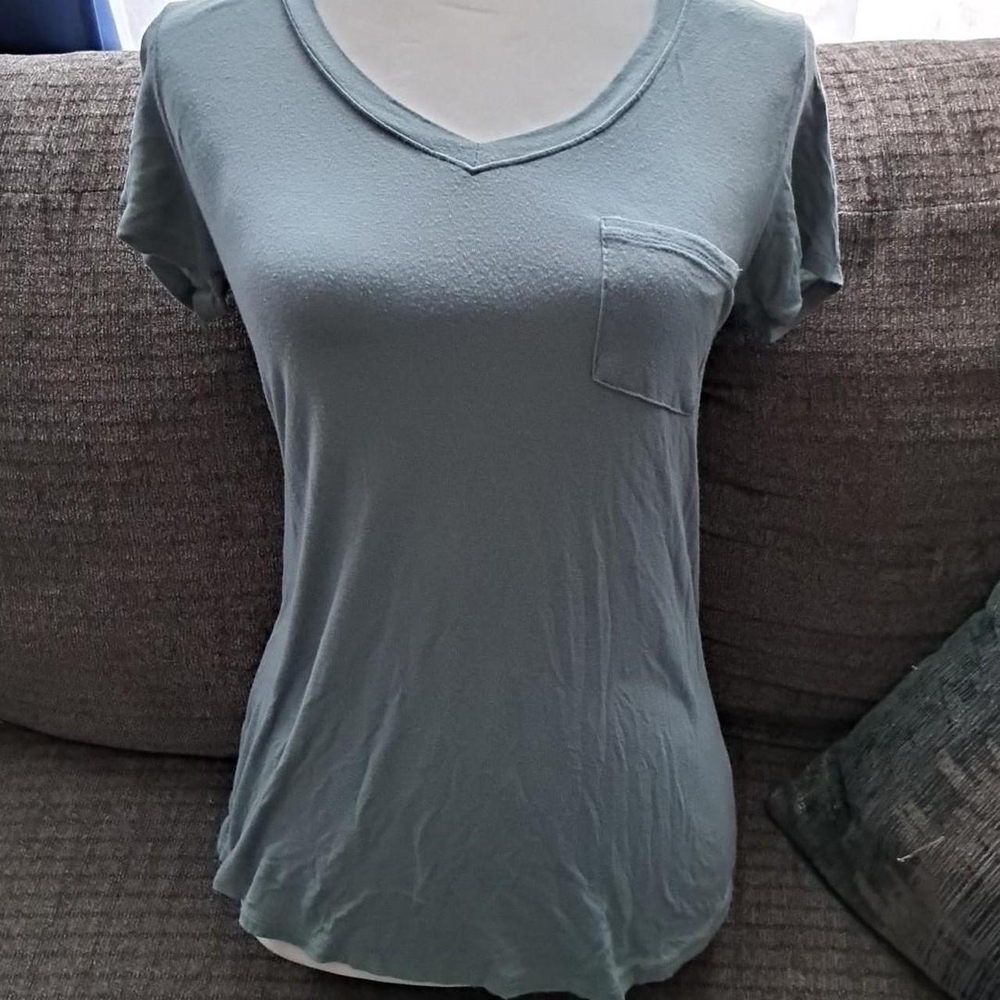 Bozzolo Light Blue V-Neck Tee with Pocket